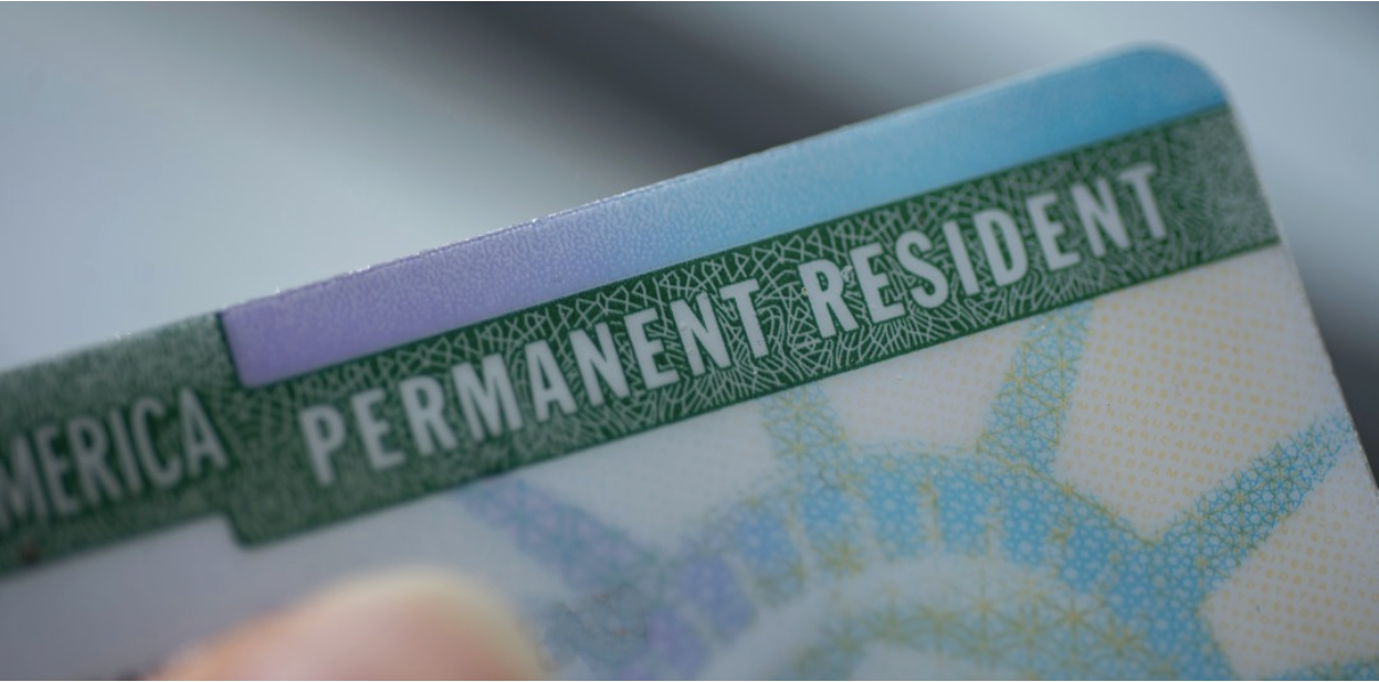 Solicitudes de tarjeta verde | Abogado Todd Becraft, Abogado de Inmigración de Los Ángeles